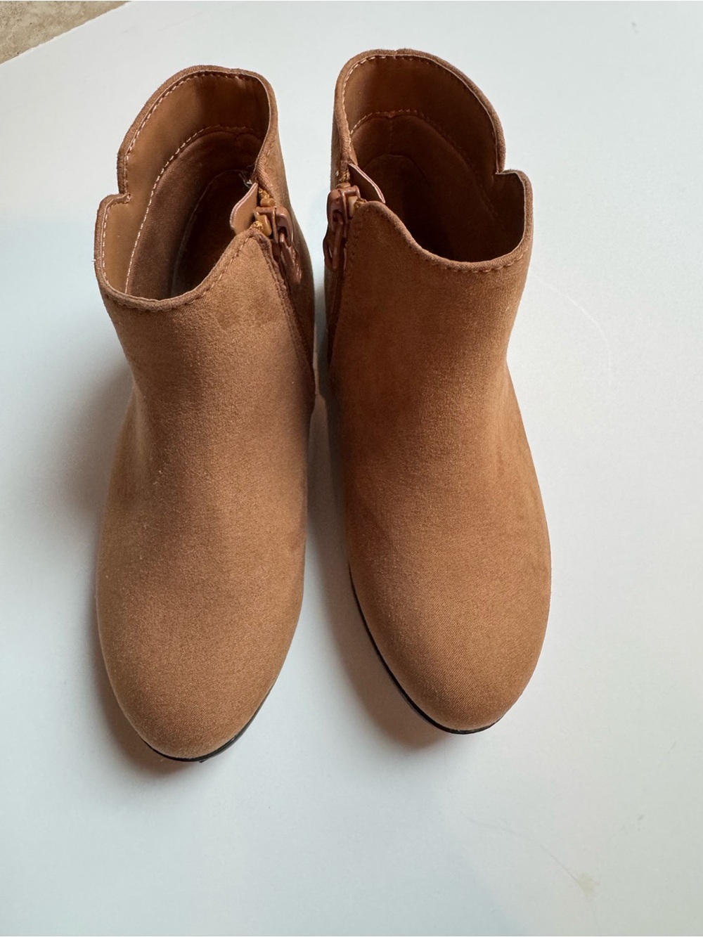 Cat & Jack girls boots size 12